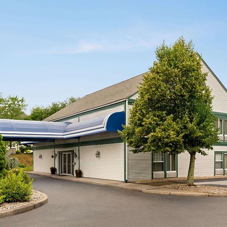 Baymont By Wyndham North Dartmouth Fall River Екстер'єр фото