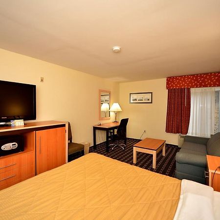 Baymont By Wyndham North Dartmouth Fall River Екстер'єр фото