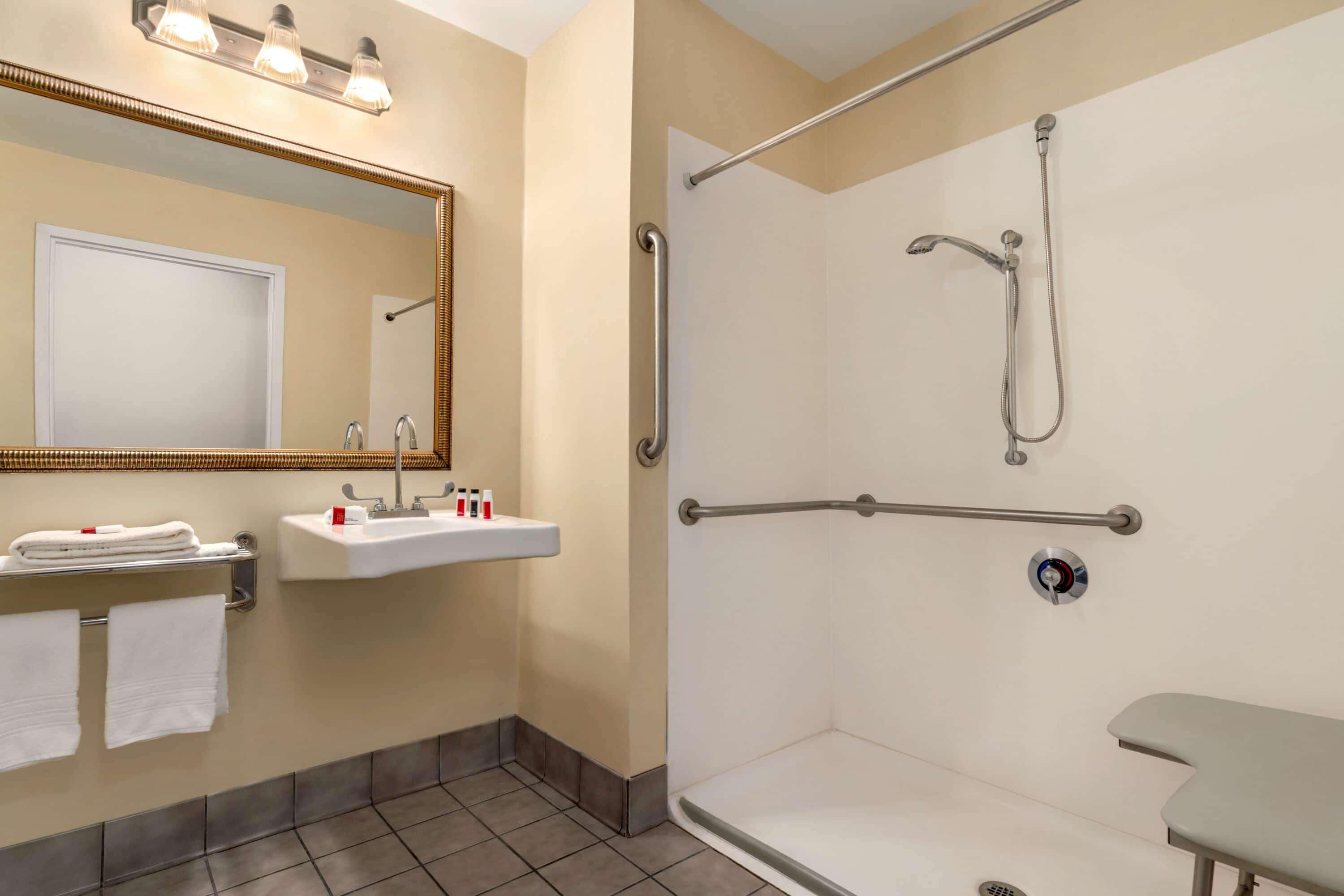Baymont By Wyndham North Dartmouth Fall River Екстер'єр фото